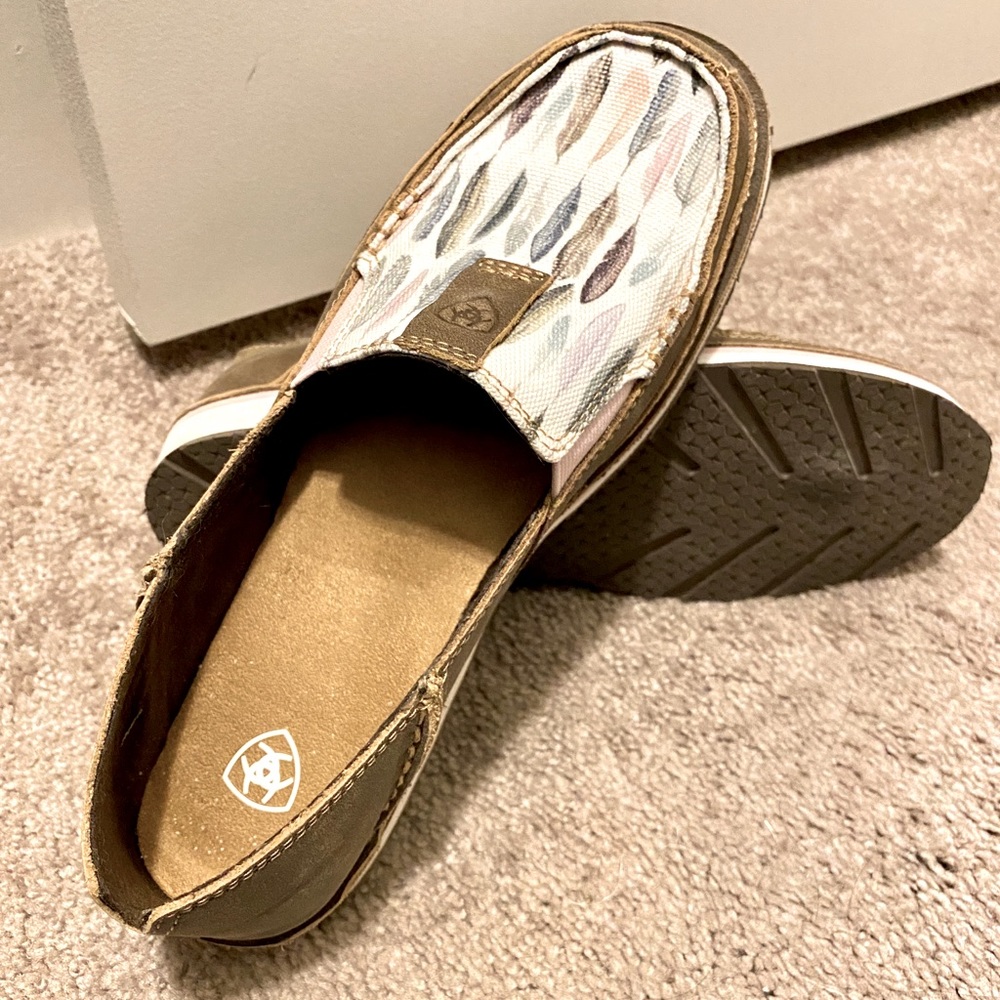 Ariat Cruisers 8.5